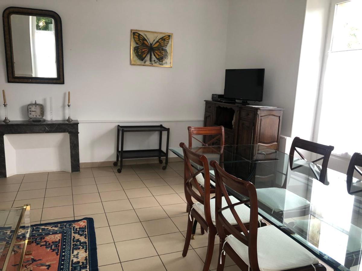 Gite Les Minimes Avallon Exterior photo